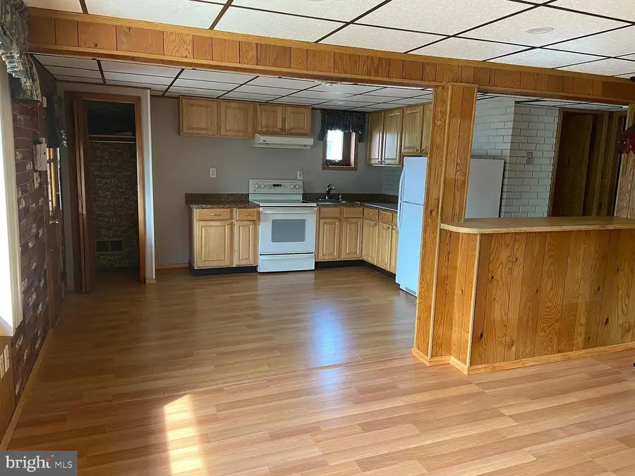 7678 Berry Dr, Pasadena, MD 21122 - #3