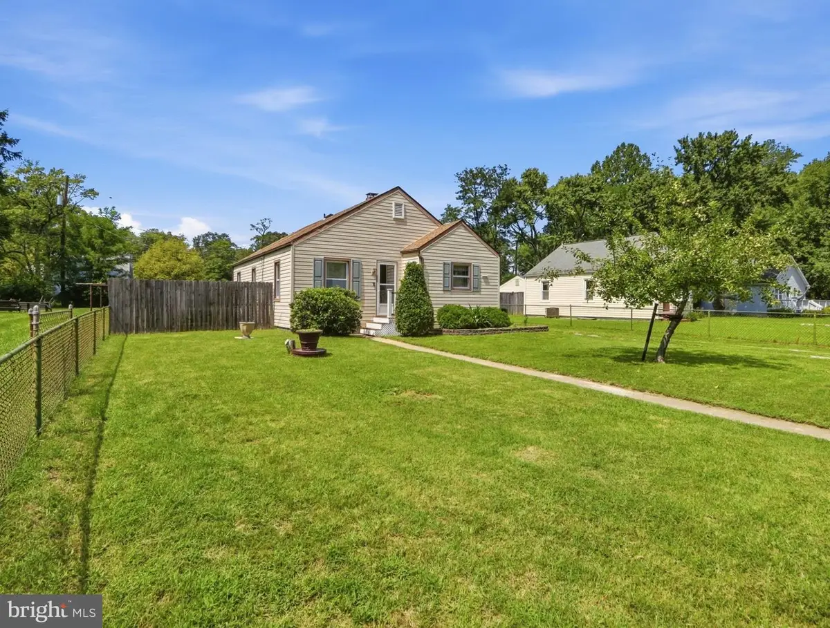 8176 Lea Rd, Pasadena, MD 21122 - #1