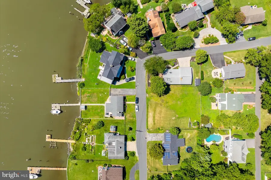3727 Ramsey Dr, Edgewater, MD 21037 - #2