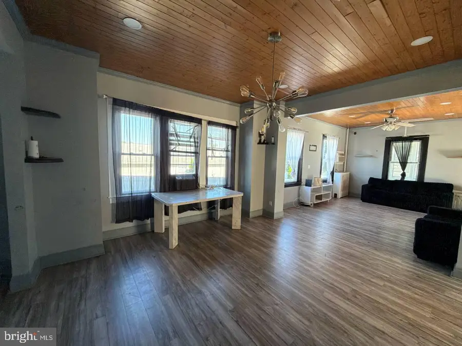 205 Charles St, Baltimore, MD 21225 - #3