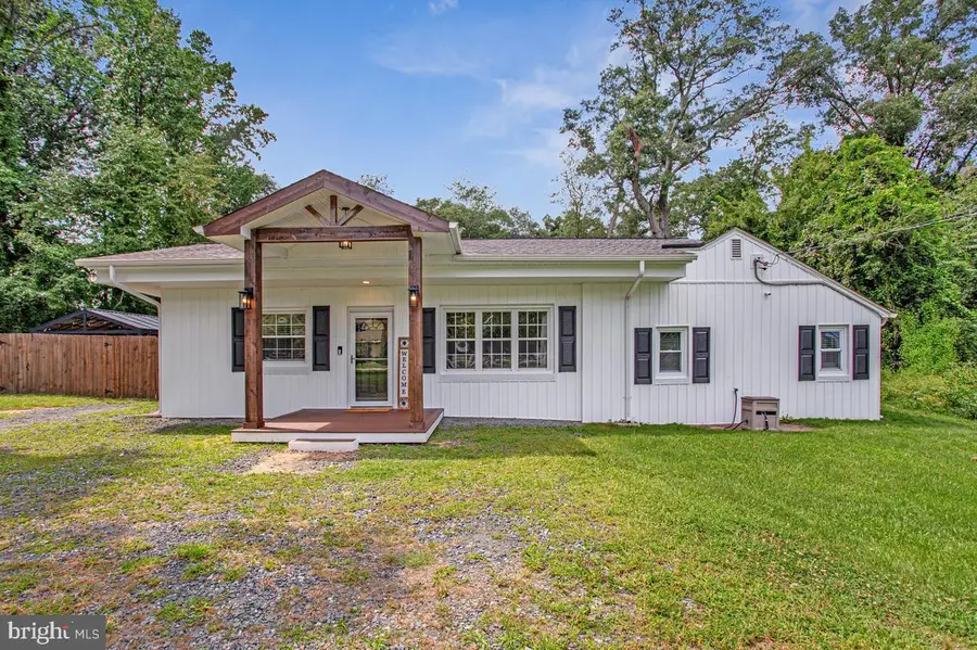 8116 Foxwell Rd, Millersville, MD 21108 - #2