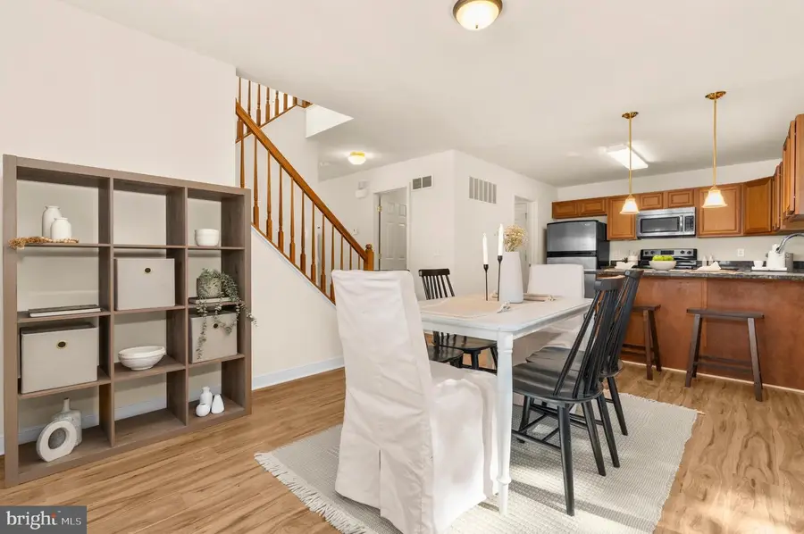 909 8th St, Pasadena, MD 21122 - #3