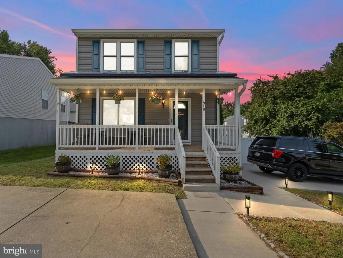 818 205th St, Pasadena, MD 21122 - #1