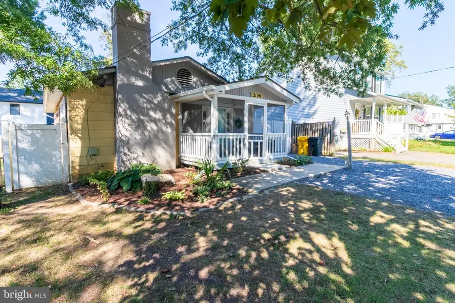 2109 Shore Dr, Edgewater, MD 21037 - #2