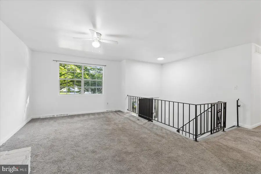 911 Blue Ridge Dr, Annapolis, MD 21409 - #2