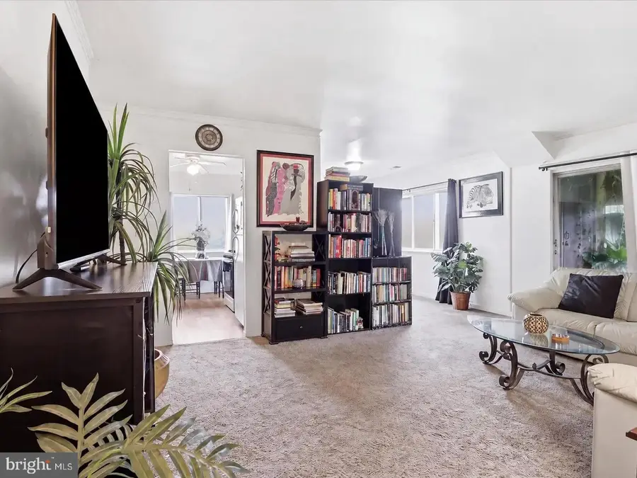 350 Gatewater Ct #301 E, Glen Burnie, MD 21060 - #3
