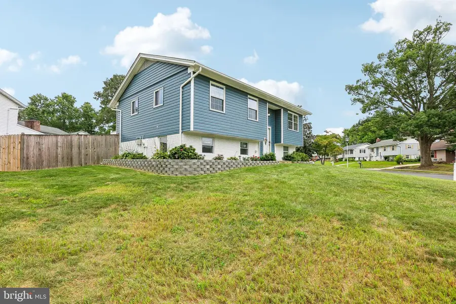523 Chalet Dr W, Millersville, MD 21108 - #3