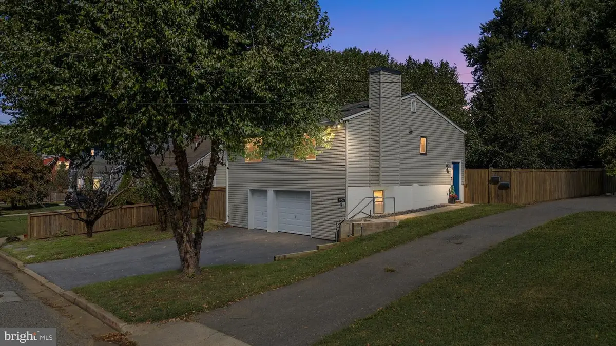 906 Jackson St, Annapolis, MD 21403 - #1