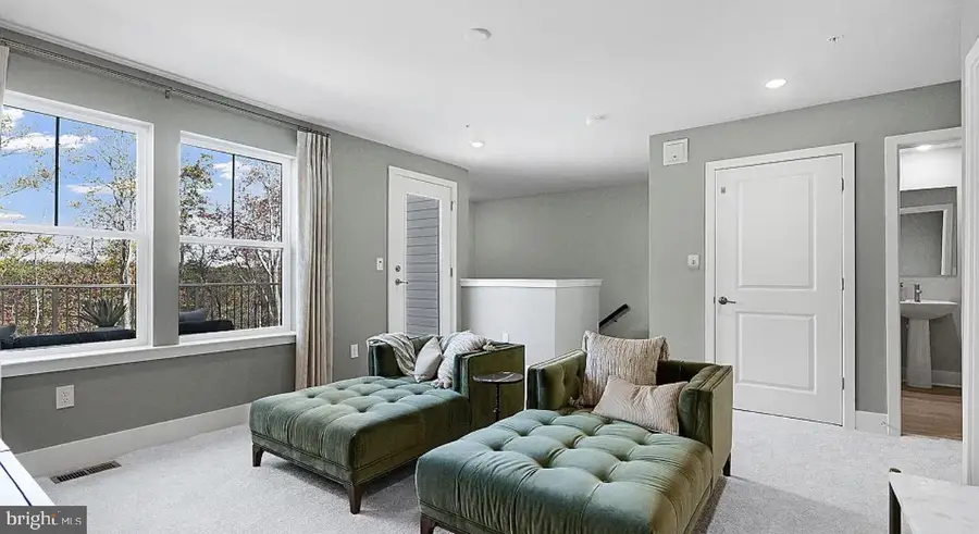 1236 Crested Wood Dr, Laurel, MD 20724 - #3