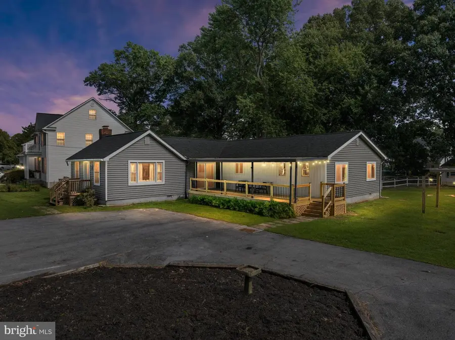 1221 Bast Ln, Shady Side, MD 20764 - #2