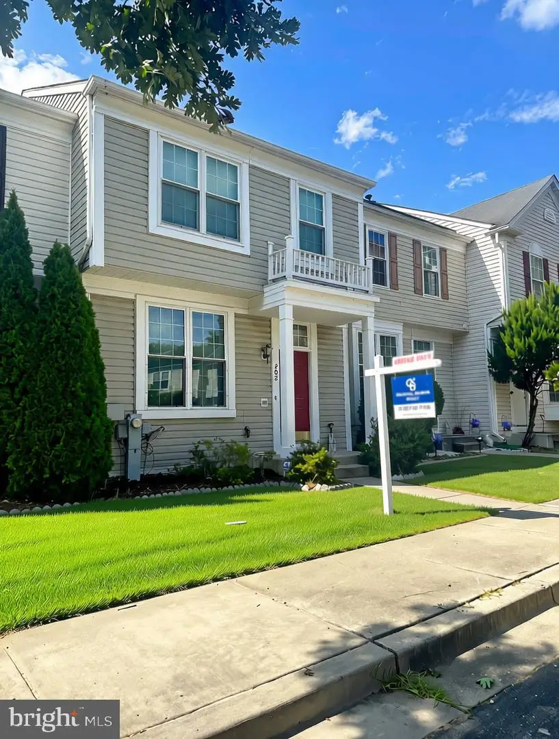 202 Arcadia Shores Cir, Odenton, MD 21113 - #1