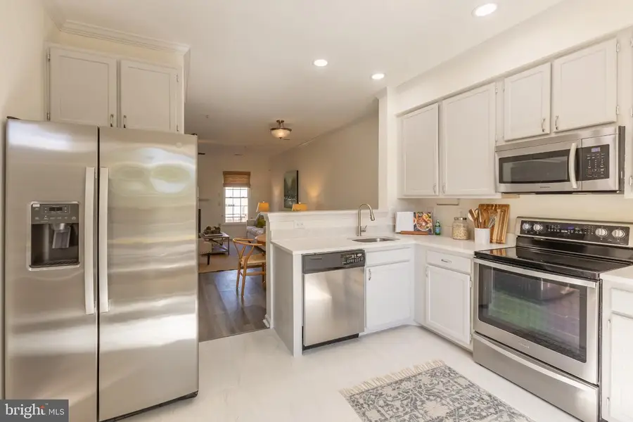 1136 Wickford Ct, Crofton, MD 21114 - #3