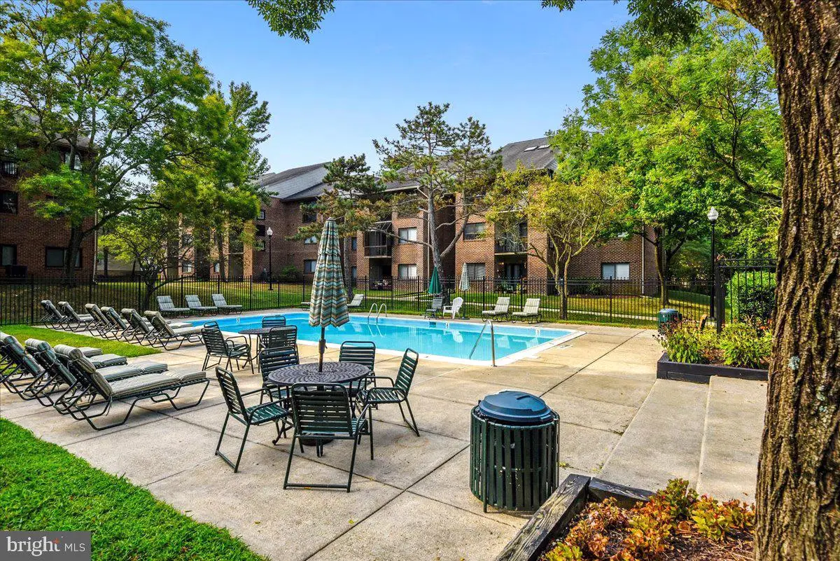 300 Hilltop Ln #300e, Annapolis, MD 21403 - #1