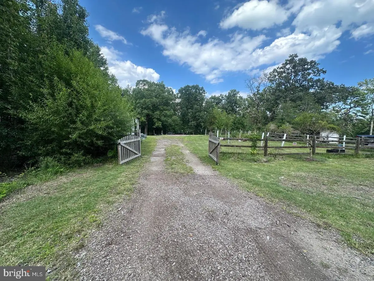800 N Shore Dr N, Glen Burnie, MD 21060 - #1