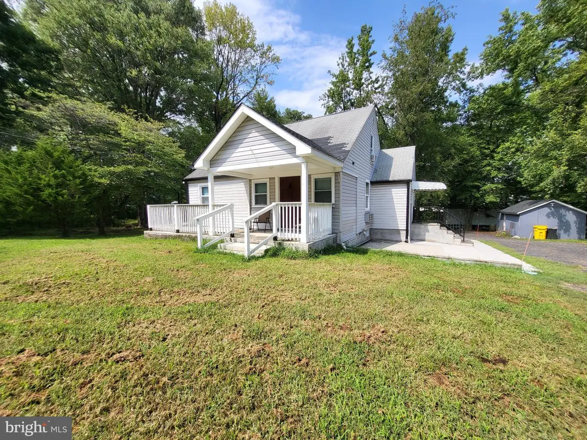 8339 Jacobs Rd, Severn, MD 21144 - #1