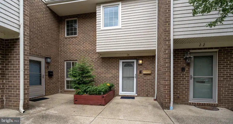 24 Gentry Ct, Annapolis, MD 21403 - #2
