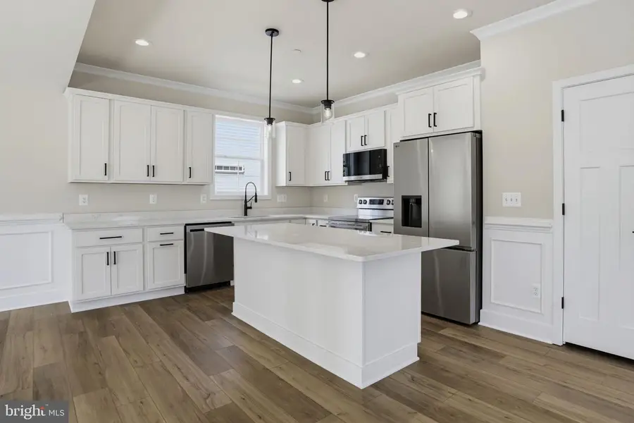 3646 Otis Ave, Edgewater, MD 21037 - #2