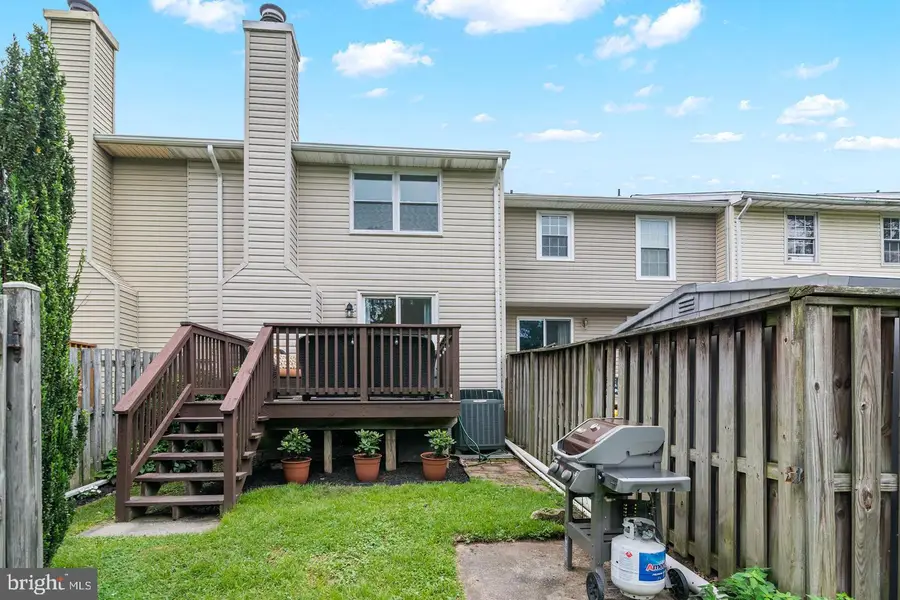 270 Glenda Ct, Millersville, MD 21108 - #2