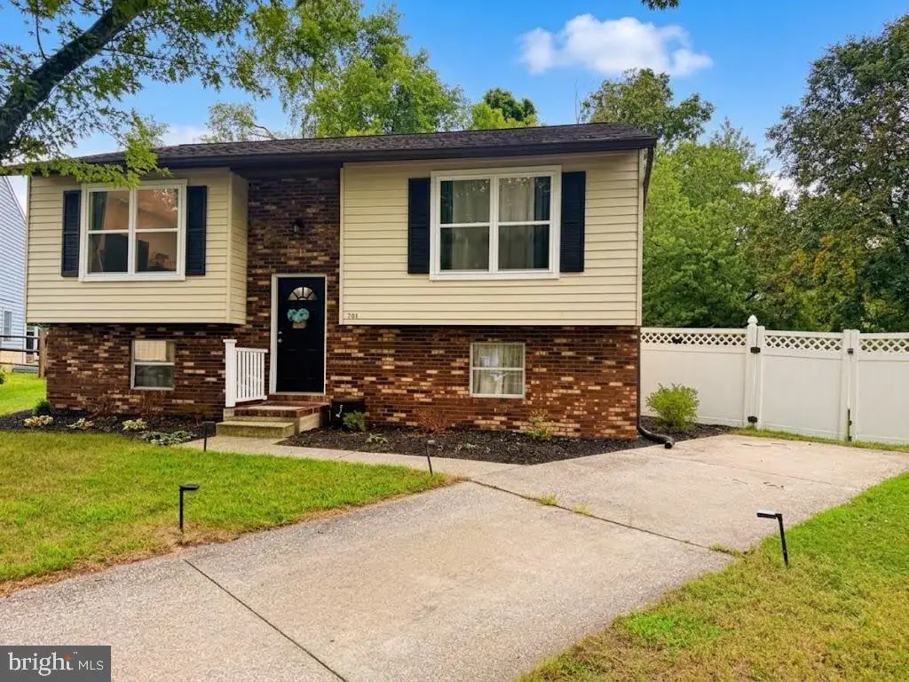 701 Kraft Ct, Glen Burnie, MD 21061 - #1