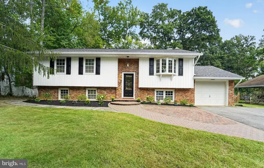 327 Beach Dr, Annapolis, MD 21403 - #2