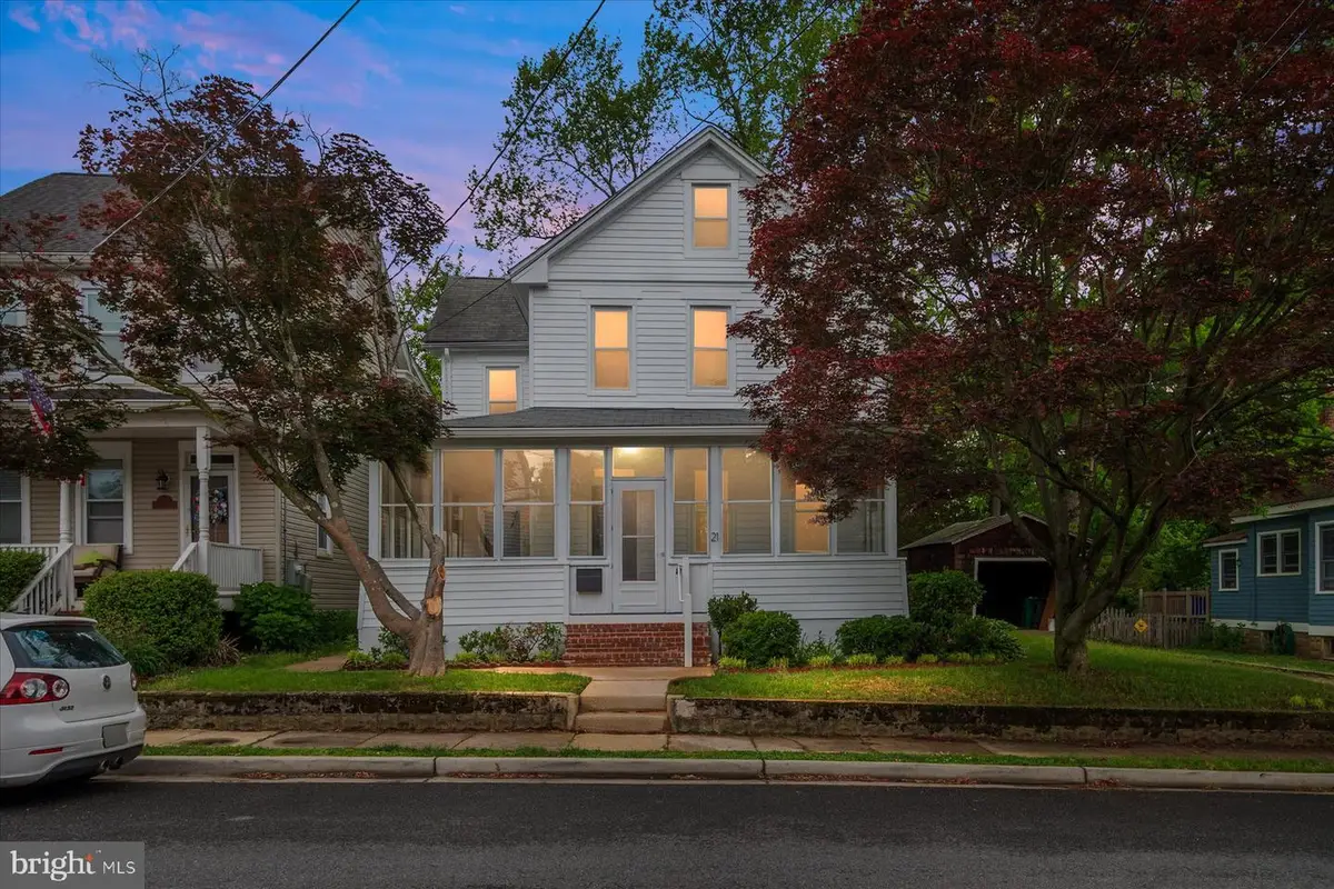 21 Woodlawn Ave, Annapolis, MD 21401 - #1