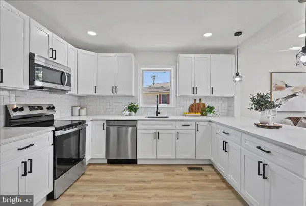 936 Genine Ct, GLEN BURNIE, MD 21060