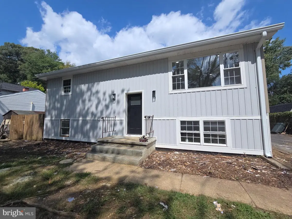 391 Hilltop Ln, Annapolis, MD 21403 - #1