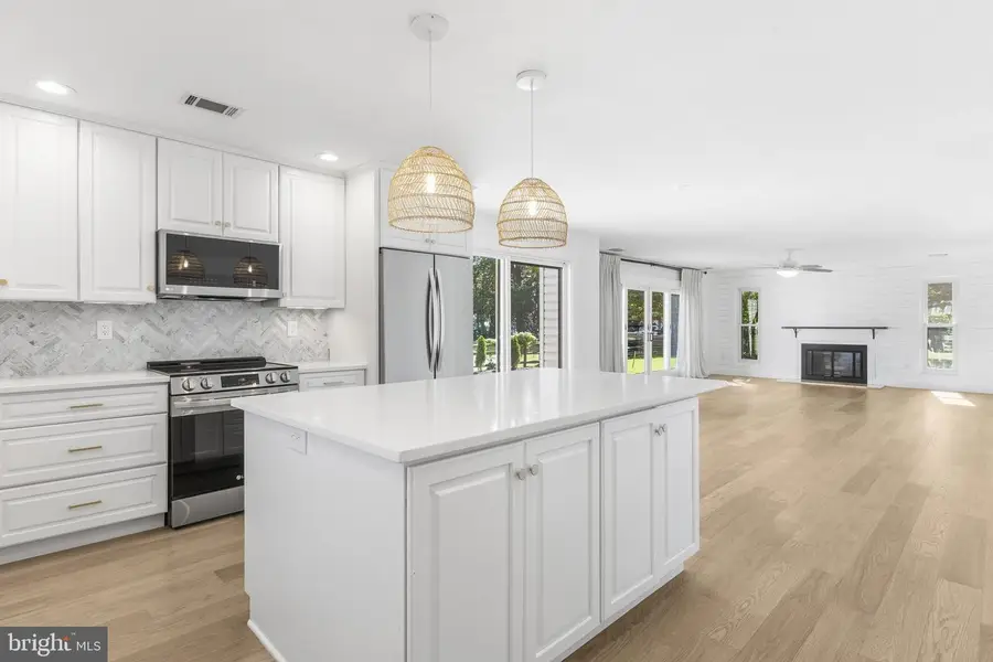 3989 Caneye Pl, Edgewater, MD 21037 - #2