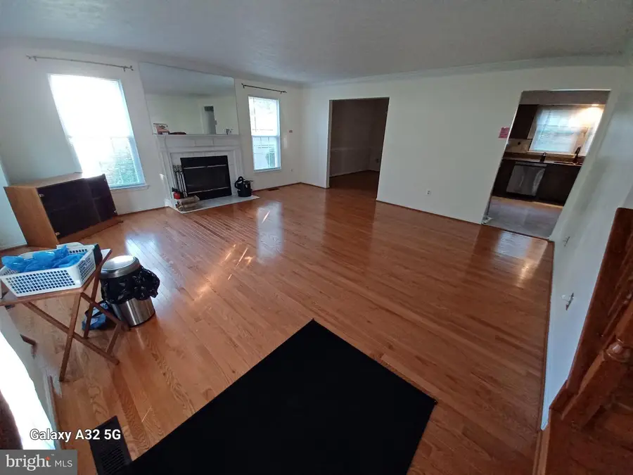7852 Crossbay Dr, Severn, MD 21144 - #3