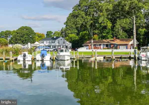 1244 Pine Ave, SHADY SIDE, MD 20764