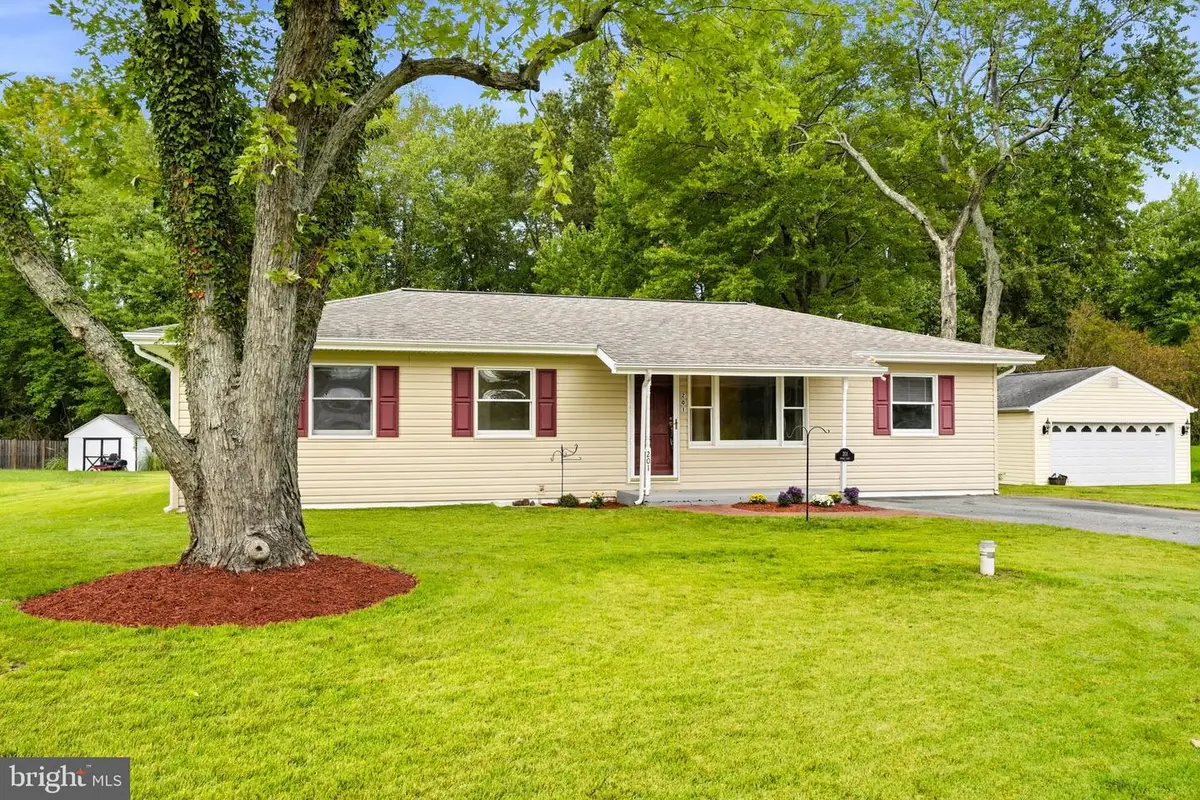 201 Cedar Ln, Edgewater, MD 21037 - #1