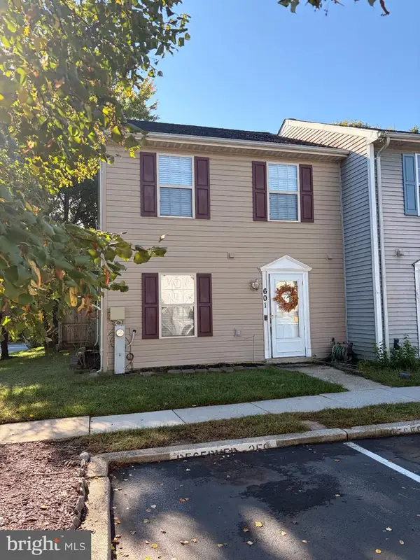 601 Realm Ct W, ODENTON, MD 21113