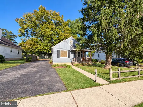 26 Mansion Rd, LINTHICUM HEIGHTS, MD 21090