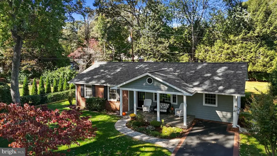 4 Lynhaven Ct, Severna Park, MD 21146 - #2