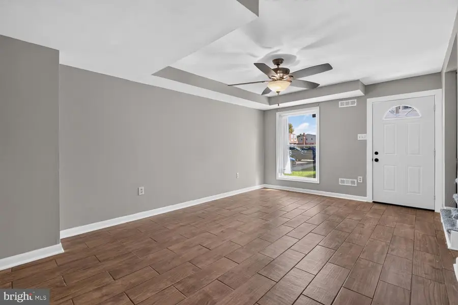 8597 Pioneer Dr, Severn, MD 21144 - #2