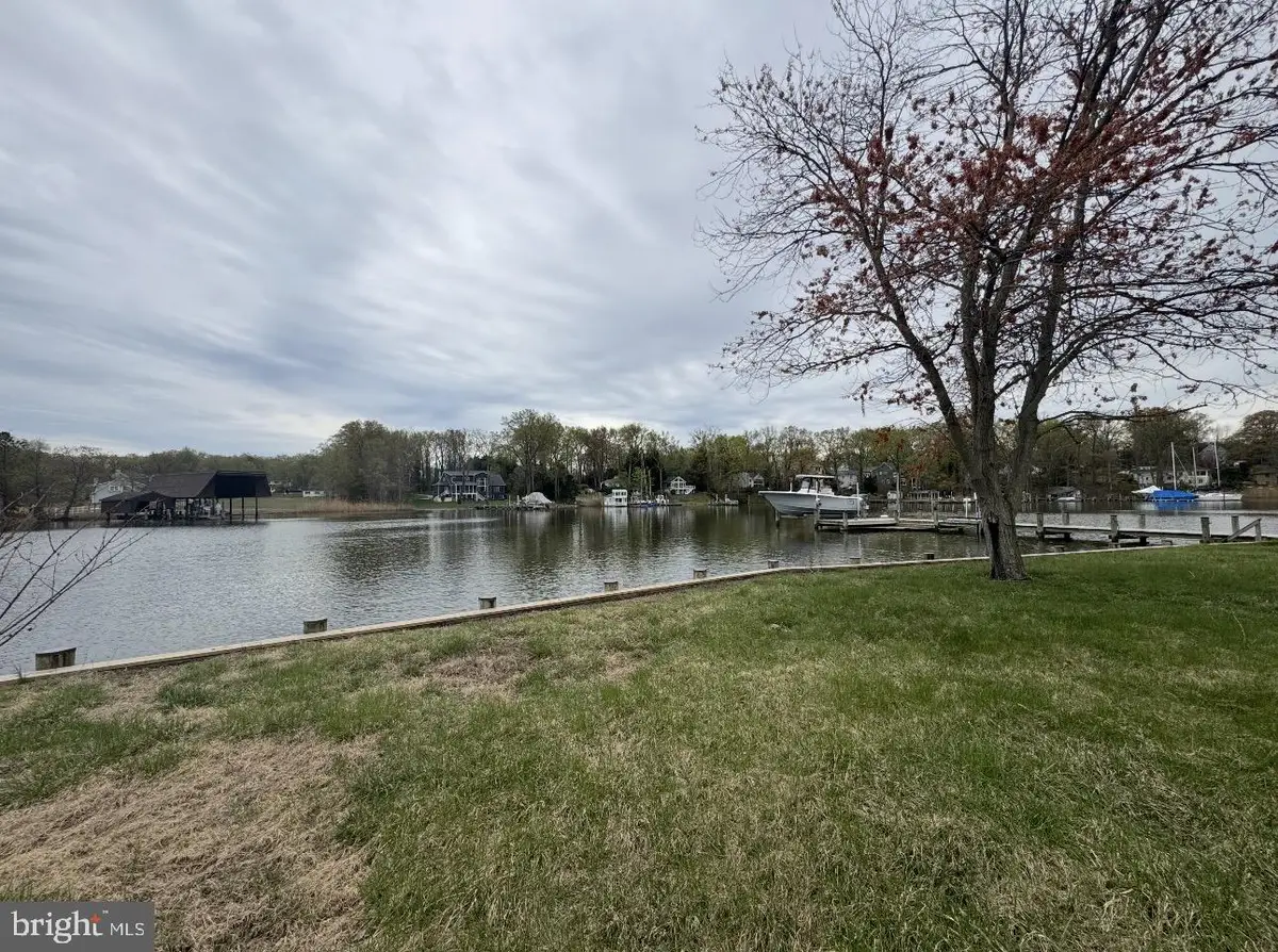 3887 Cotter Dr, Edgewater, MD 21037 - #1