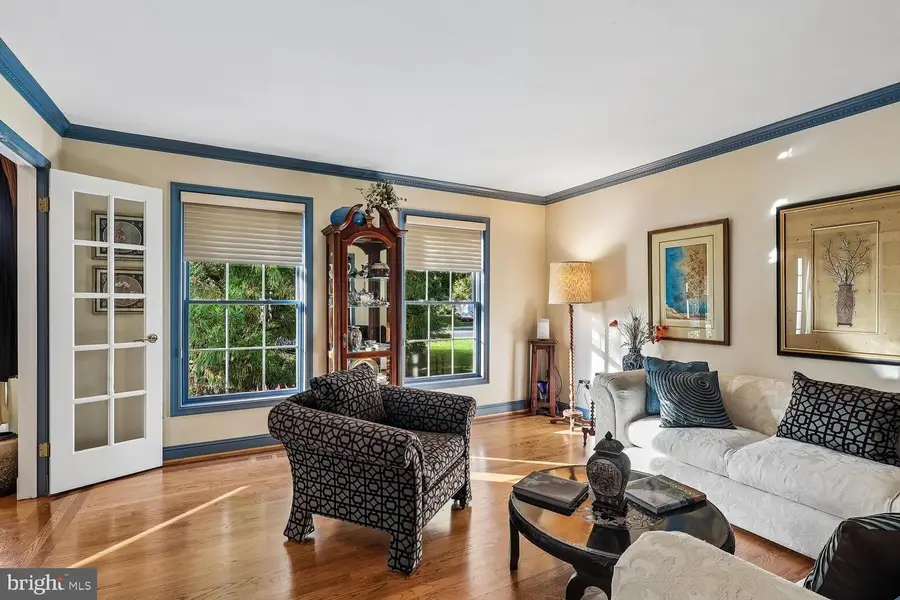 260 W Pasadena Rd, Millersville, MD 21108 - #3