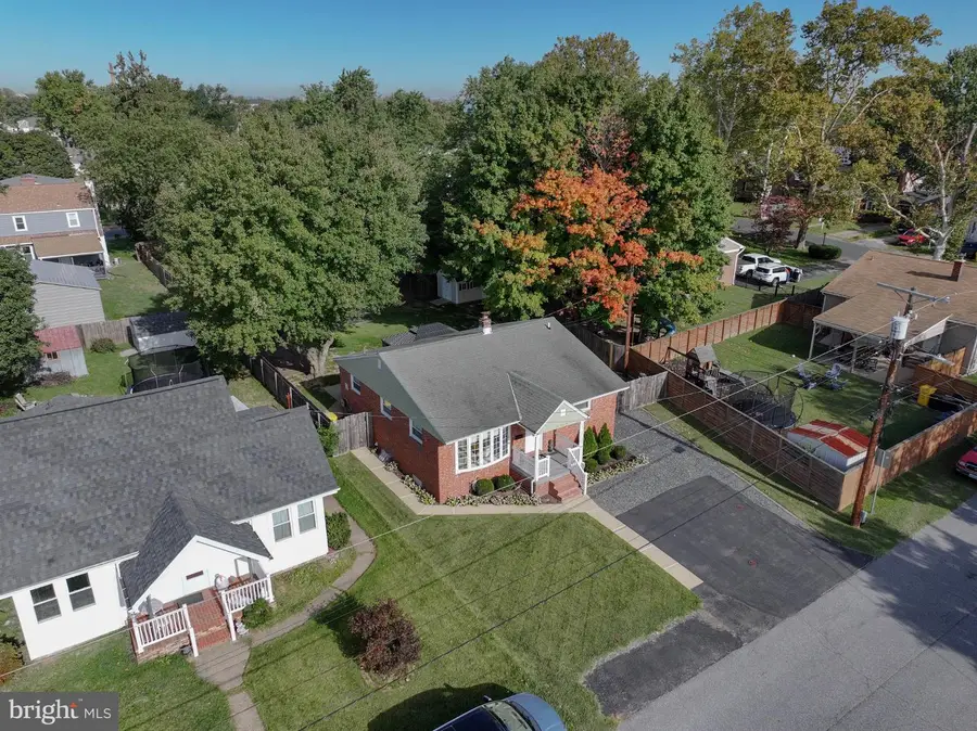 182 Dale Rd, Pasadena, MD 21122 - #2