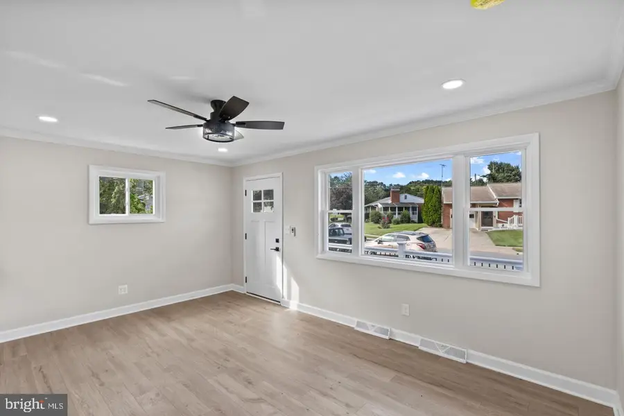 1201 Whitman Dr, Glen Burnie, MD 21061 - #3