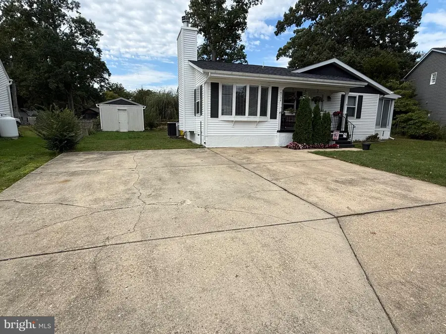 4734 Idlewilde Rd, Shady Side, MD 20764 - #2