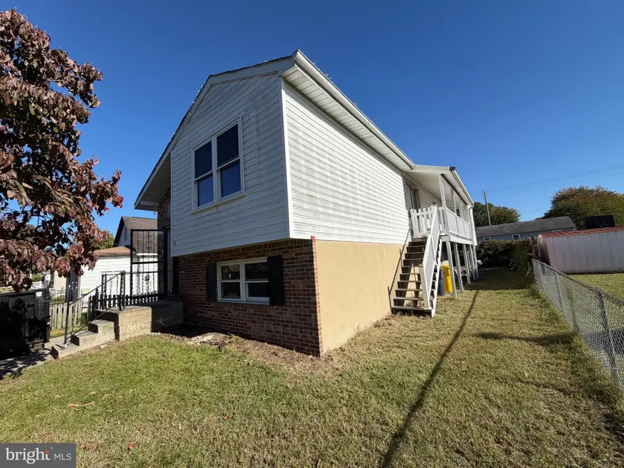 4 Ridge Rd, Glen Burnie, MD 21060 - #2