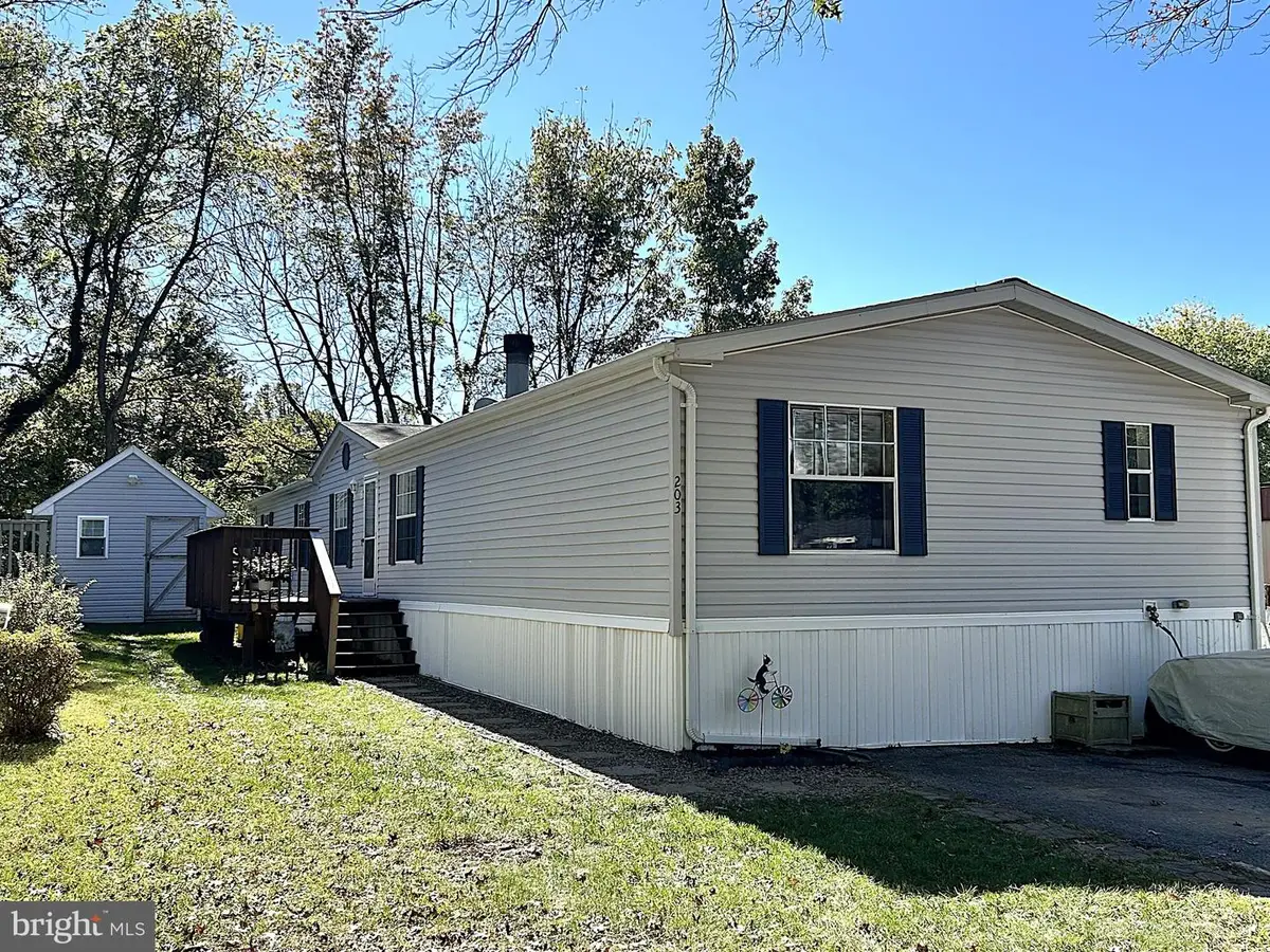 203 Boones Dr, Lothian, MD 20711 - #1