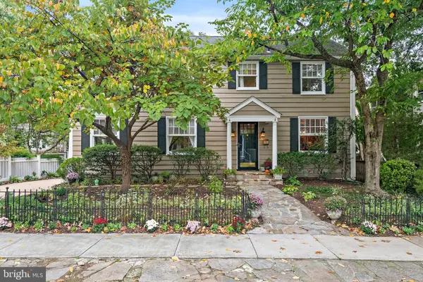 2 Murray Ave, ANNAPOLIS, MD 21401