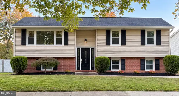 406 Grove Ridge Ct, LINTHICUM, MD 21090