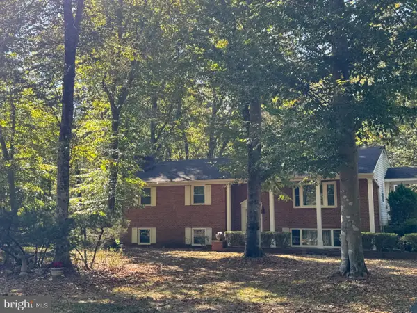 1251 Vintage Dr, HARWOOD, MD 20776