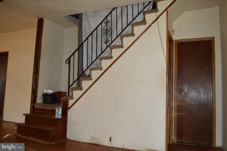 118 W Edgevale Rd, Brooklyn Park, MD 21225 - #3