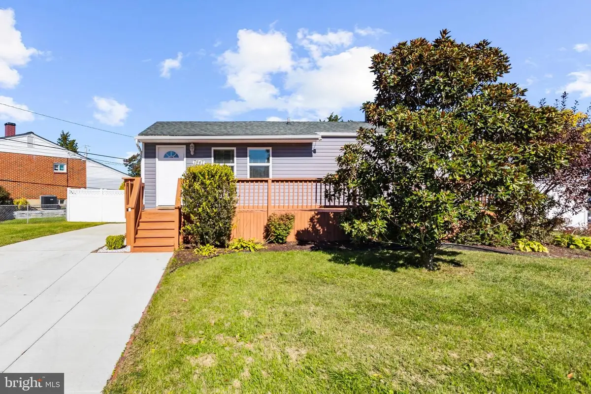 7847 Cheverly Ln, Glen Burnie, MD 21060 - #1