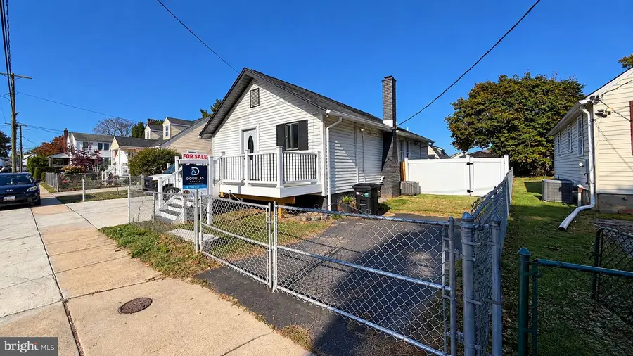 406 Orchard Ave, Baltimore, MD 21225 - #3