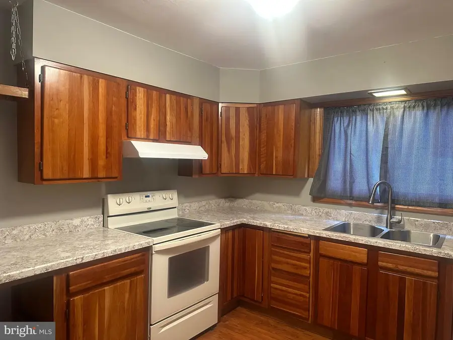 1105 Holland St, Cumberland, MD 21502 - Image #3