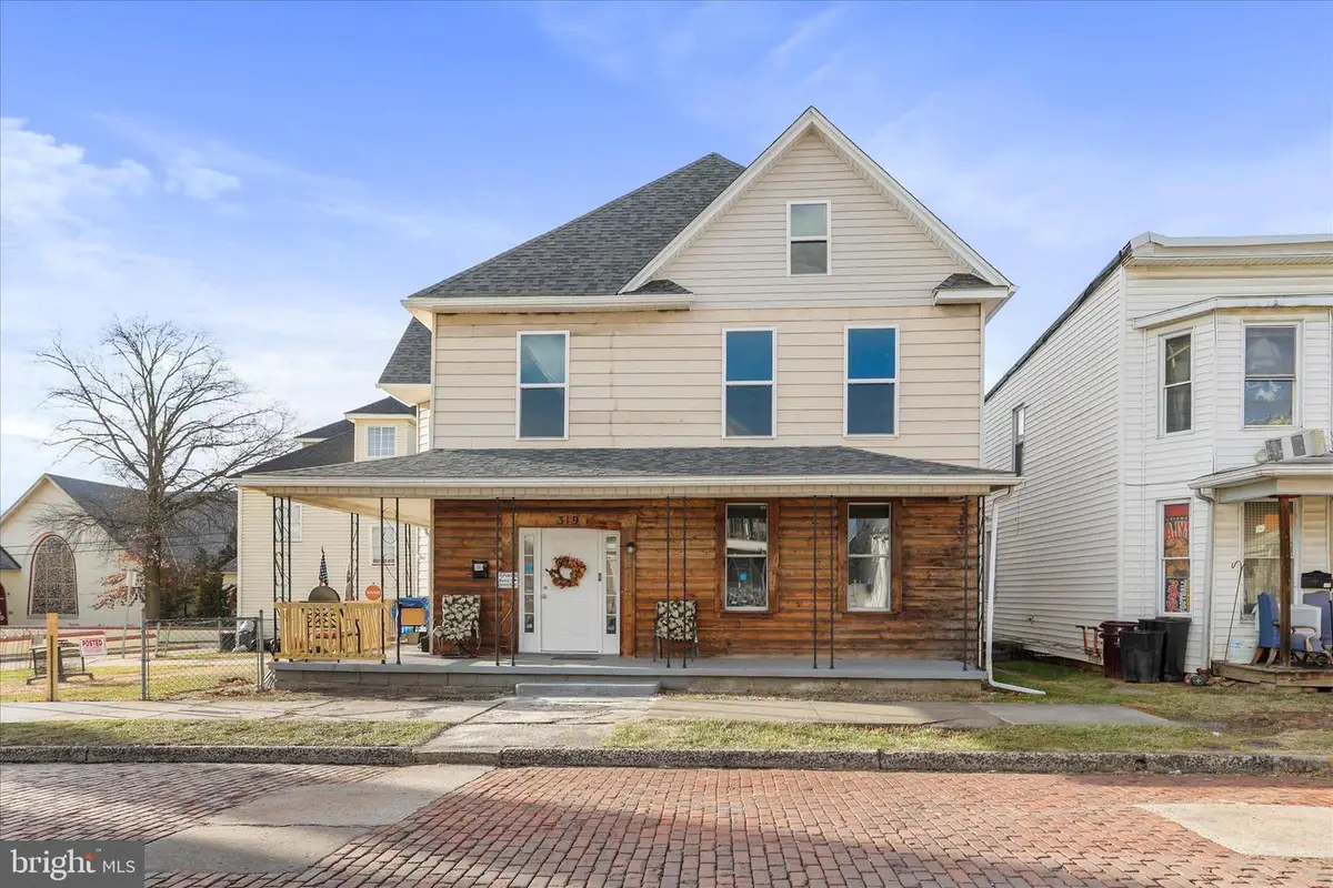 319 Grand Ave, Cumberland, MD 21502 - #1